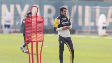 19/02/25 VILLARREAL ENTRENAMIENTO
PAREJO
