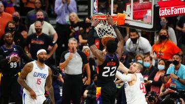 Jun 22, 2021; Phoenix, Arizona, USA; Phoenix Suns center Deandre Ayton (22) scores the game winning shot against Los Angeles Clippers center Ivica Zubac (40) in the closing second of game two of the Western Conference Finals for the 2021 NBA Playoffs at Phoenix Suns Arena. Mandatory Credit: Mark J. Rebilas-USA TODAY Sports