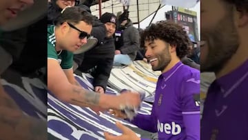 Lleva solo un juego en Europa y el ‘Chino’ Huerta ya recibe trato de ídolo