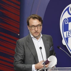 Quico Catalán: "Que no haya futbol los lunes y viernes perjudica a todos los equipos"