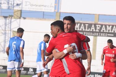 Kevin Medina hace magia ante un picante Ittihad de Tánger