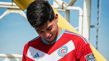 Con 15 goles y 11 asistencias en la filial del Fire, el joven salvadoreño deja Estados Unidos con la mira puesta en un reto mayor.