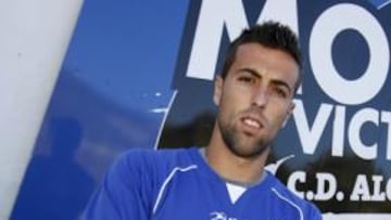 <b>TITULAR. </b>Francisco Dorronsoro defenderá hoy la portería del Alcoyano. Suplirá a Maestro.