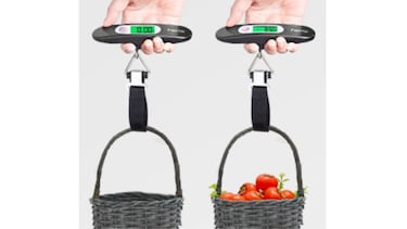 Calcula el peso del equipaje con esta bscula porttil con casi 22.000 valoraciones en Amazon