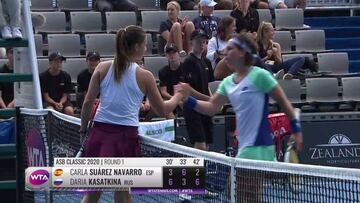 Carla Suárez no puede con Kasatkina en su debut