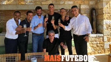 Portuguese site Maisfutebol has published this image of Cristiano Ronaldo celebrating his move from Real Madrid to Juventus, at his villa, alongside Jorge Mendes and Juventus president Andrea Agnelli.
