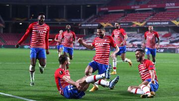 GRANADA, SPAIN - MARCH 11: Roberto Soldado of Granada CF celebrates after scoring their team&#039;s second goal during the UEFA Europa League Round of 16 First Leg match between Granada and Molde at Estadio Nuevo Los Carmenes on March 11, 2021 in Granada,