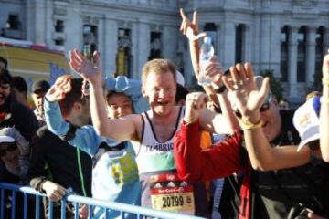 39 edición de la maratón de Madrid. Hoy las calles de Madrid han congregado 33.000 corrredores en las tres carrereas (10 km, medio maratón y maratón)