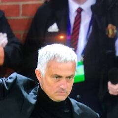 Mourinho no se contiene y contesta a la afición de la Juve