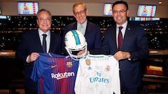 Bartomeu se llevó la nueva camiseta firmada del Madrid