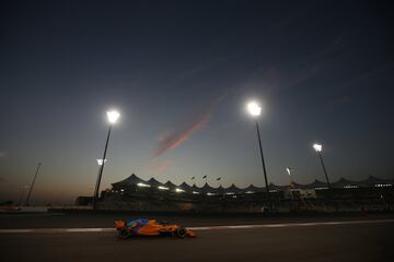 Homenaje a Alonso en su último gran premio