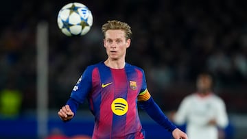 De Jong and Robert Lewandowski are both absent as Barça look to mount a second-leg comeback against Atleti at Spotify Camp Nou.