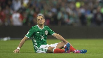 'Chicharito' descarta lesión grave tras salir de cambio ante Costa Rica