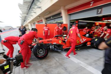 Mick Schumacher qued segundo en su debut con el Ferrari SF90 en los test de Bahrin, slo por detrs del piloto neerlands Max Verstappen.