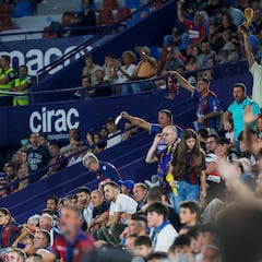 El público del Ciutat apunta a Nafti y Quico Catalán