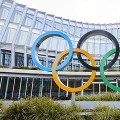 IOC urges sports bodies to move or cancel Russia, Belarus events