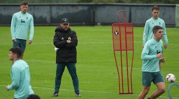 José Alberto podría introducir cambios en la alineación del Racing.