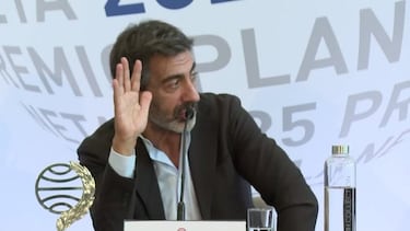 La primera crítica del libro con el que Juan del Val ha ganado el premio Planeta es demoledora: “Rancio y machista”