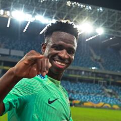 Vini también quiere bailar con Diniz