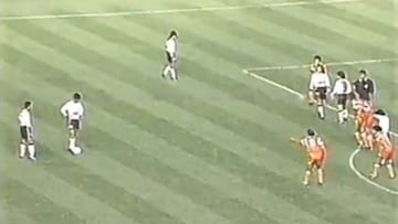 Este es el tiro libre más loco que se vio en Chile: lo de Pizarro y Borghi en Colo Colo no tiene comparación