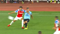 “Me falta un codo más claro”: la insólita reacción del VAR por codazo de ‘Cimbi’ Cuevas