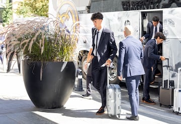 Jacobo Ramón llega al hotel de Varsovia.