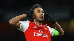 Arsenal's Aubameyang "wants to sign for Barcelona" - transfer talk