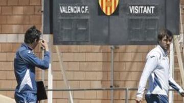 <b>CONVERSÓ CON ALBELDA. </b>Unai habló diez minutos con el capitán, a quien vuelve a ver para jugar.