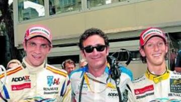 <b>DOMINADORES. </b>Vitaly Petrov, Alejandro Agag y Romain Grosjean.