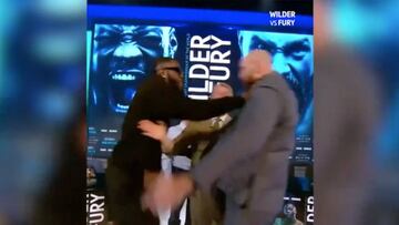 Una rueda de prensa así calienta la pelea al máximo: empujones y amenazas