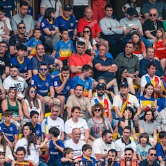 Andorra recompensa com uma máquina