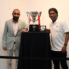 El Almería ‘ficha’ a Ronaldinho