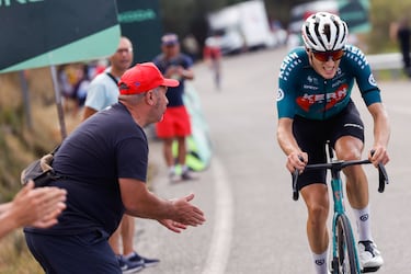 Pablo Castrillo ha sido el primer vencedor español de esta Vuelta a España. Este triunfo ha sido especial porque además, era el primero como profesional del aragonés.