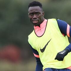 Davinson Sánchez se devalúa en la Premier League