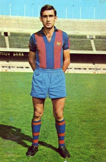 El navarro estuvo en el Barcelona entre 1967 y 1974. Esa misma temporada fich por el Athletic hasta 1976.