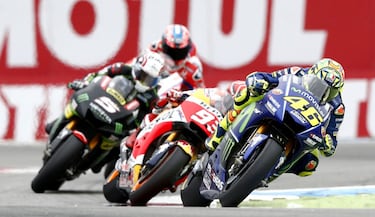 Rossi vuelve a ganar un a?o y 19 carreras despus