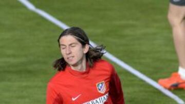 Filipe Luis regresa a la convocatoria tras la lesión