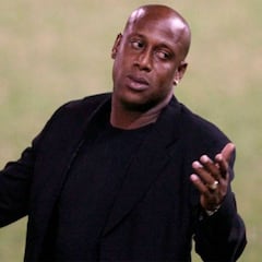 Medford levanta la mano para volver al banquillo de 'la Sele'