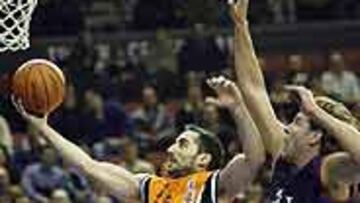 <b>SUPERIOR. </B>El Pamesa siempre fue mejor que el líder de la ACB en la competición europea.
