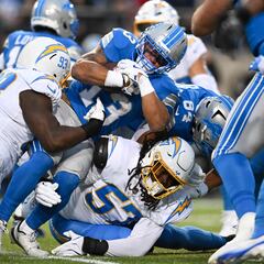Chargers dominan a Lions en el Hall of Fame Game