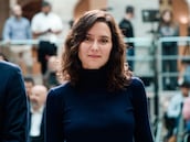 La presidenta de la Comunidad de Madrid, Isabel Díaz Ayuso, durante el acto de reconocimiento a los centros públicos de Arte de la Comunidad de Madrid, en la Real Casa de Correos, a 16 de febrero de 2026, en Madrid (España). Durante el acto, Ayuso ha reconocido la labor que realizan los 25 centros públicos de Enseñanzas Artísticas de la región dedicadas a la formación en música, danza, arte dramático, diseño y conservación de bienes culturales.
16 FEBRERO 2026
Carlos Luján / Europa Press
16/02/2026