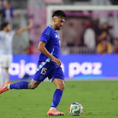 Scaloni le resuelve un problema a Simeone