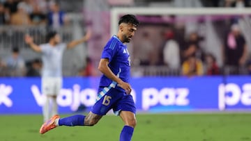 Scaloni le resuelve un problema a Simeone