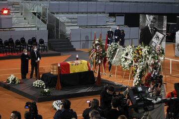 Pista central de la Caja M¨¢gica donde se ha dado el ¨²ltimo adi¨®s a la leyenda del tenis espa?ol.