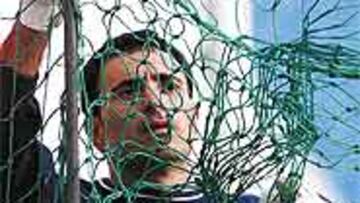 <b>LISTO</b>. Molina ya ha superado sus problemas estomacales y hoy será titular.