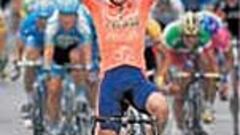 "Desciendo así porque aprendí con una moto"