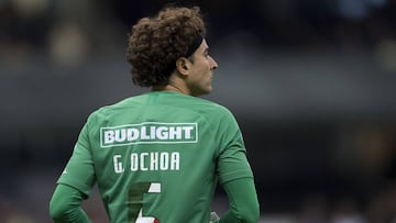 Al sí como sucedió con Ochoa ante Pumas, en la historia del fútbol mexicano los porteros han protagonizado fallas garrafales que han quedado en la memoria de los aficionados.