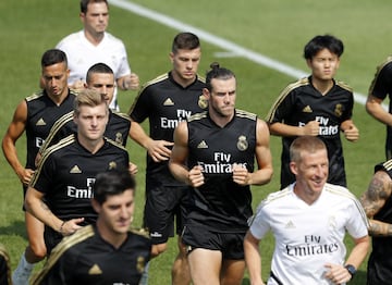 Bale con el grupo.