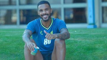 Jon¨¢s Ramalho, actual jugador del Al Ahli barein¨ª, durante su etapa en el Ohod Club saud¨ª.