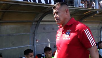 Futbol, Deportes Copiapo vs Colo Colo.
Fecha 30, Campeonato Nacional 2024.
El entrenador de Colo Colo Jorge Almiron es fotografiados contra de Deportes Copiapo durante el partido de primera division disputado en el estadio Luis Valenzuela en Copiapo, Chile.
10/11/2024
Javier Salvo/Photosport
Football, Deportes Copiapo vs Colo Colo
30th turn, 2024 National Championship.
Colo Colo«s coach Jorge Almiron is pictured against of Deportes Copiapo during the first division match held at the Luis Valenzuela stadium in Copiapo, Chile.
10/11/2024
Javier Salvo/Photosport